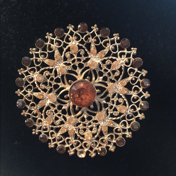 Vintage Amber Brooch - Picture 2 of 3